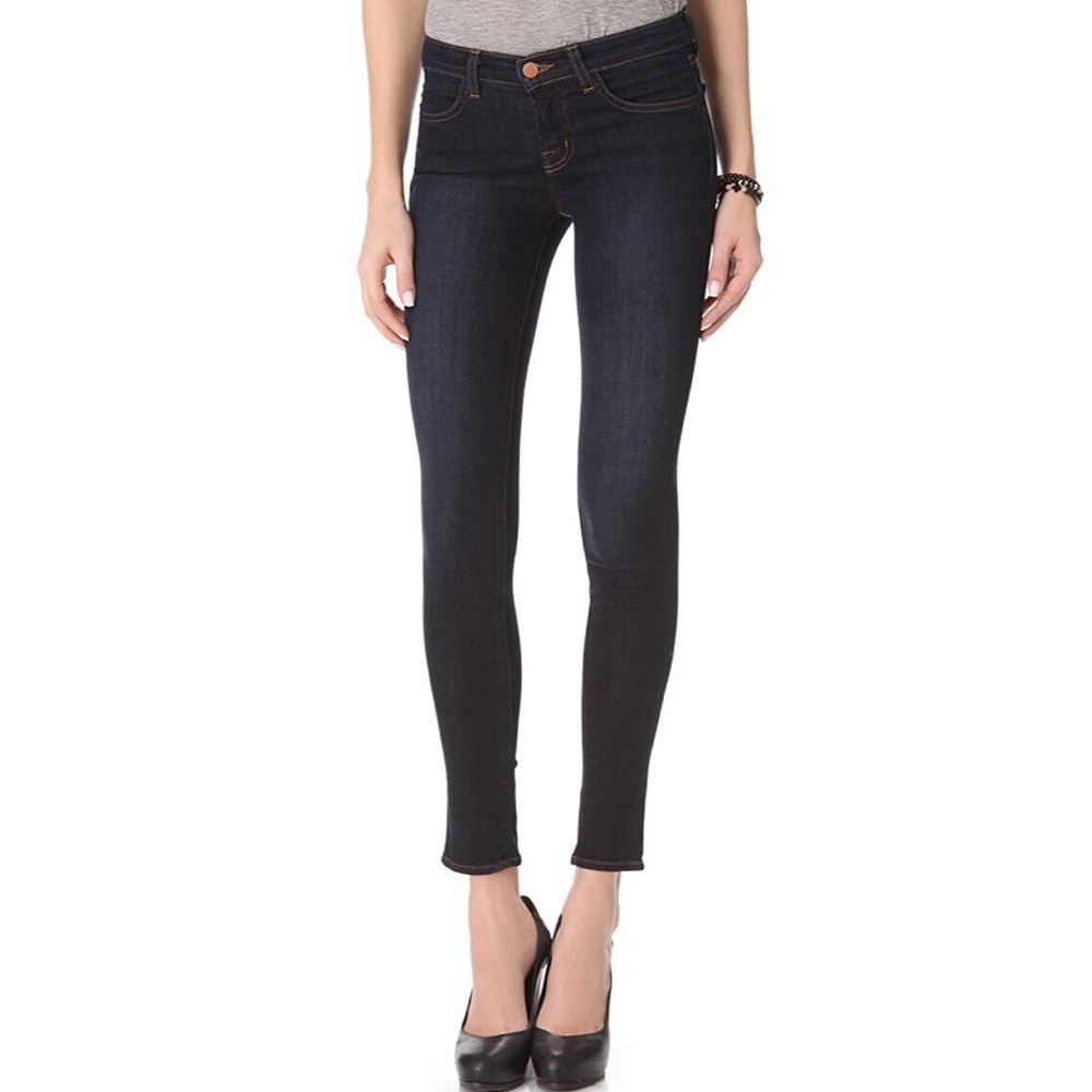 J BRAND 620 Super Skinny Jeans